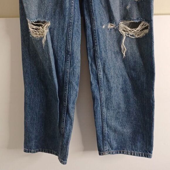 H&M Distressed Blue Jeans - Picture 7 of 11